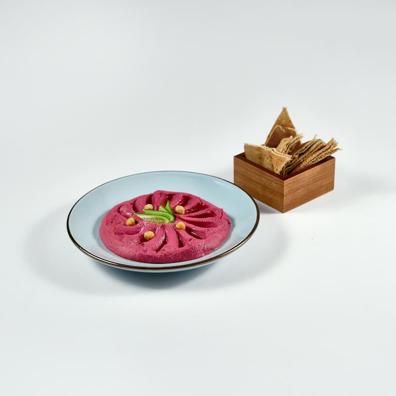 Beetroot Hummus with Pitta Bread