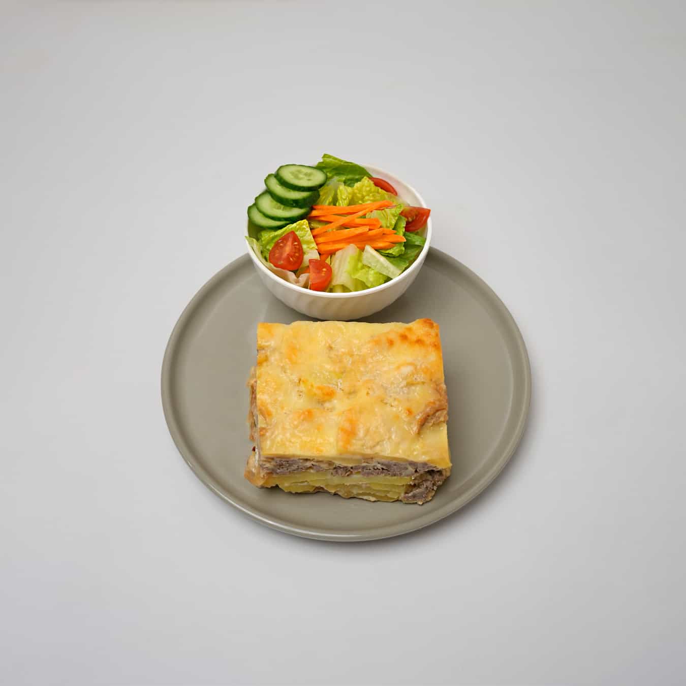 Au Gratin Potatoes with Ground Beef and Side Salad